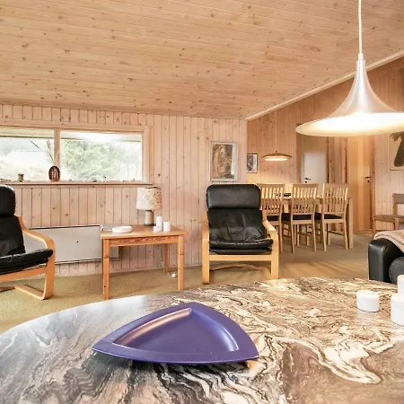4 Person In Holiday home *